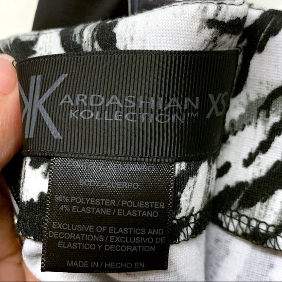 Kardashian Kollection Zebra Pencil Skirt XS - Picture 8 of 8